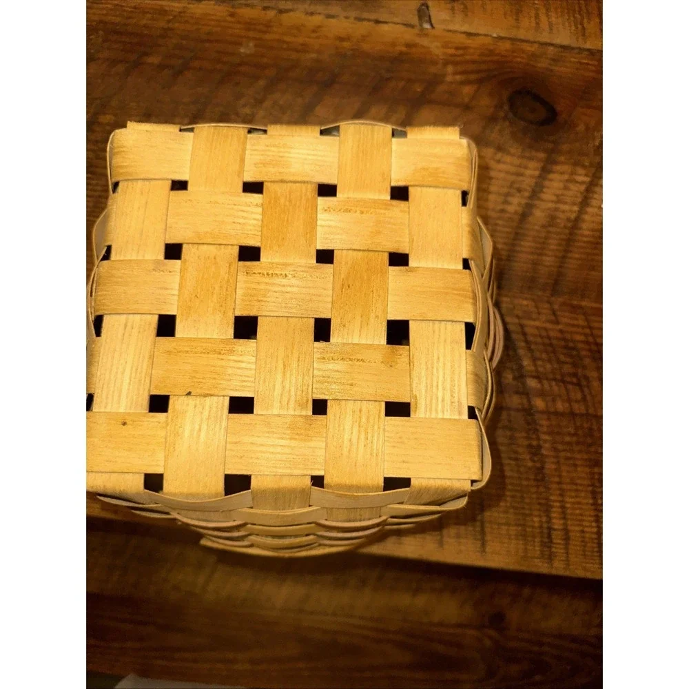 Peterborough 10 inch round basket